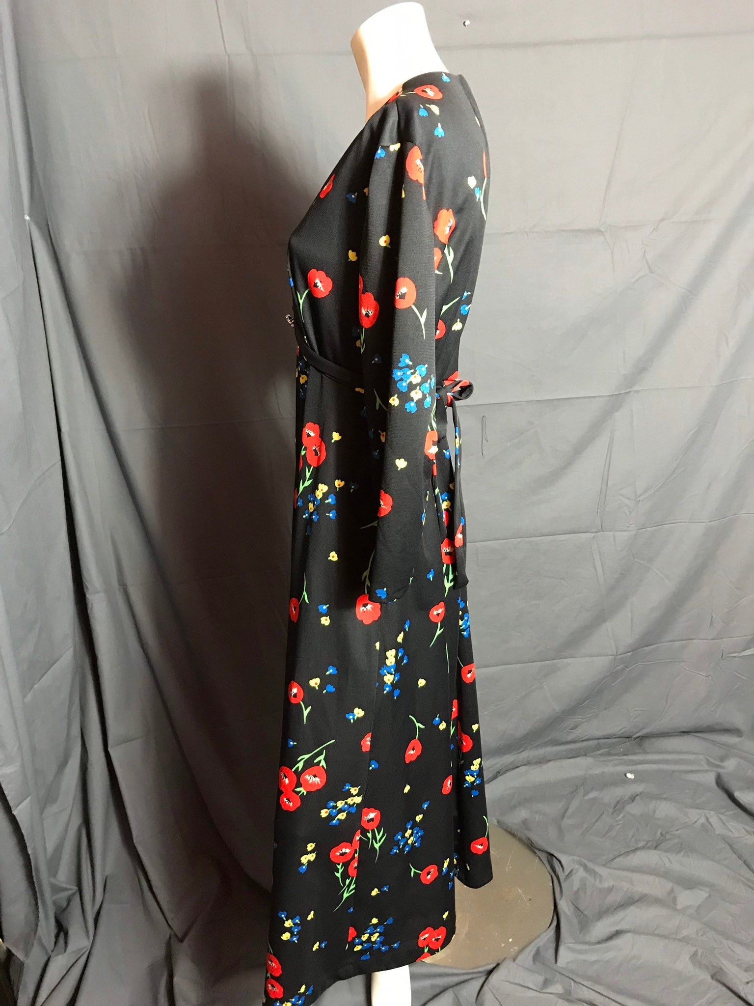 Vintage 70's Long Black Flower Maxi Dress Volup L