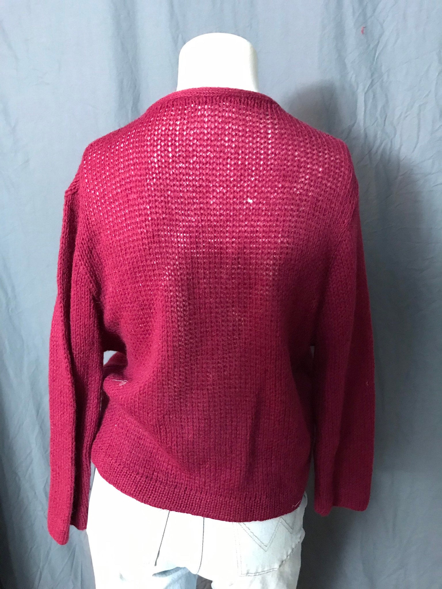 Vintage 1950’s maroon cardigan sweater M
