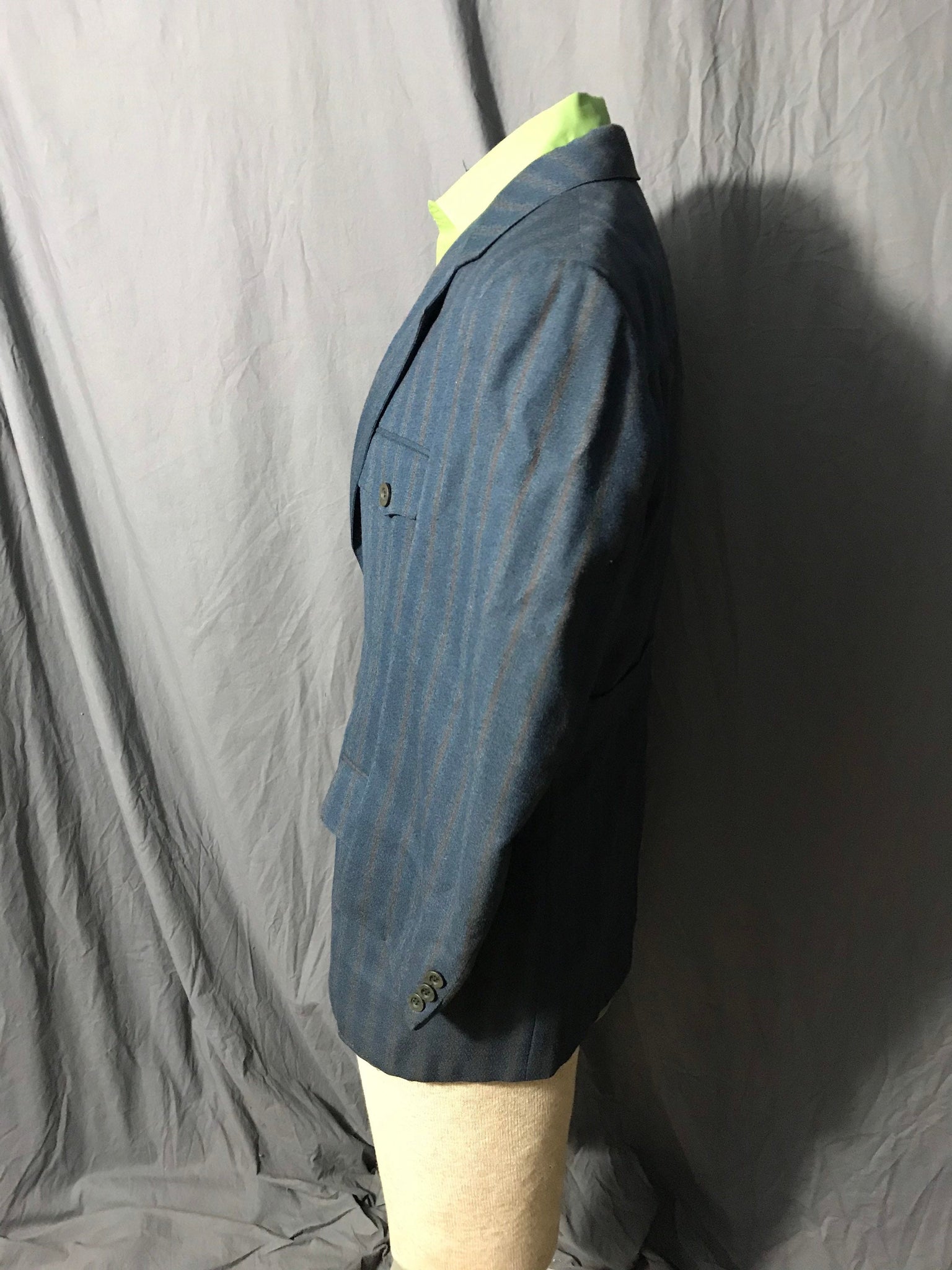 Vintage Merit blue striped belt back suit jacket 44