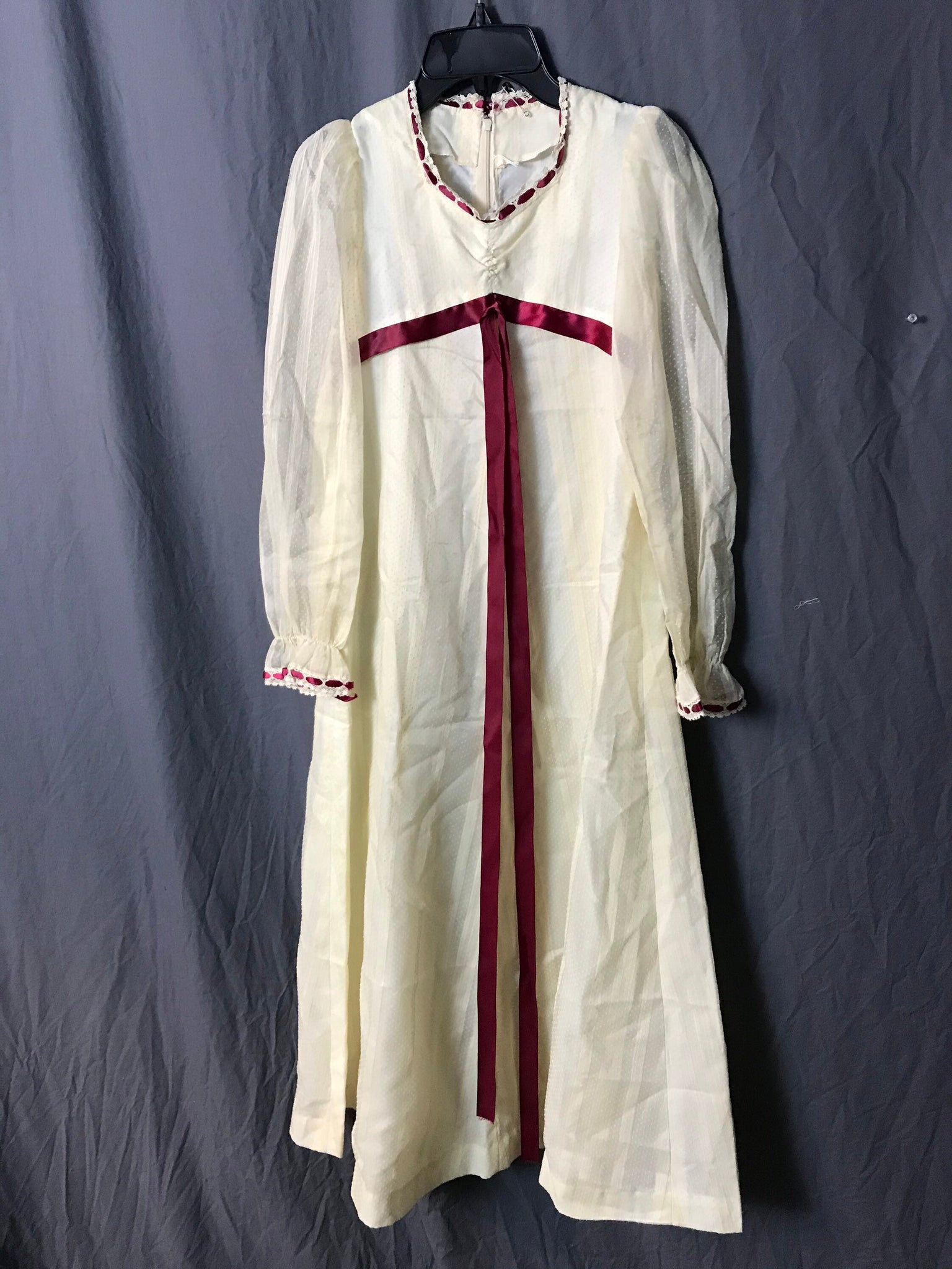 Vintage girls tween long off white hippie dress M