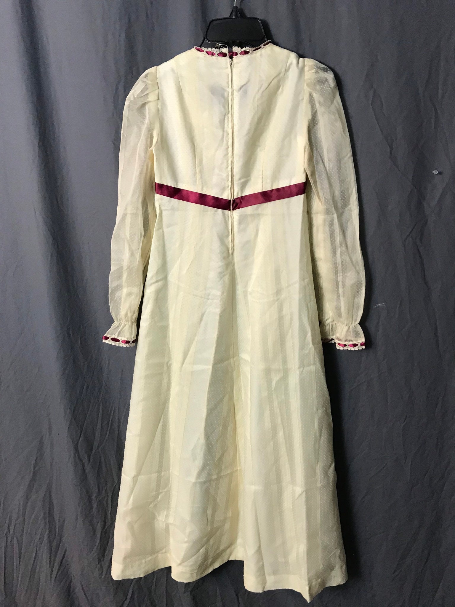 Vintage girls tween long off white hippie dress M