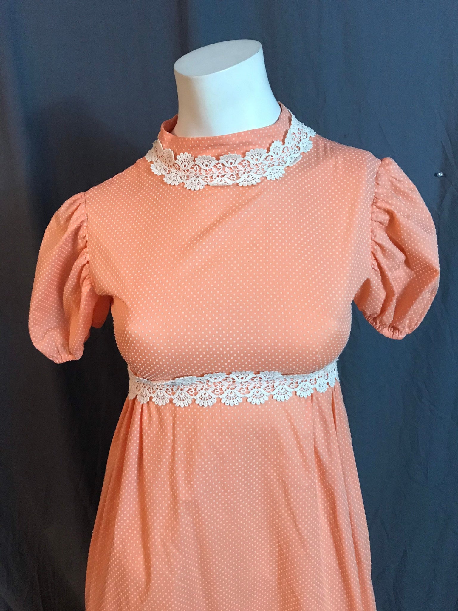 Vintage 60’s 70’s Swiss dot peach maxi dress XS / S