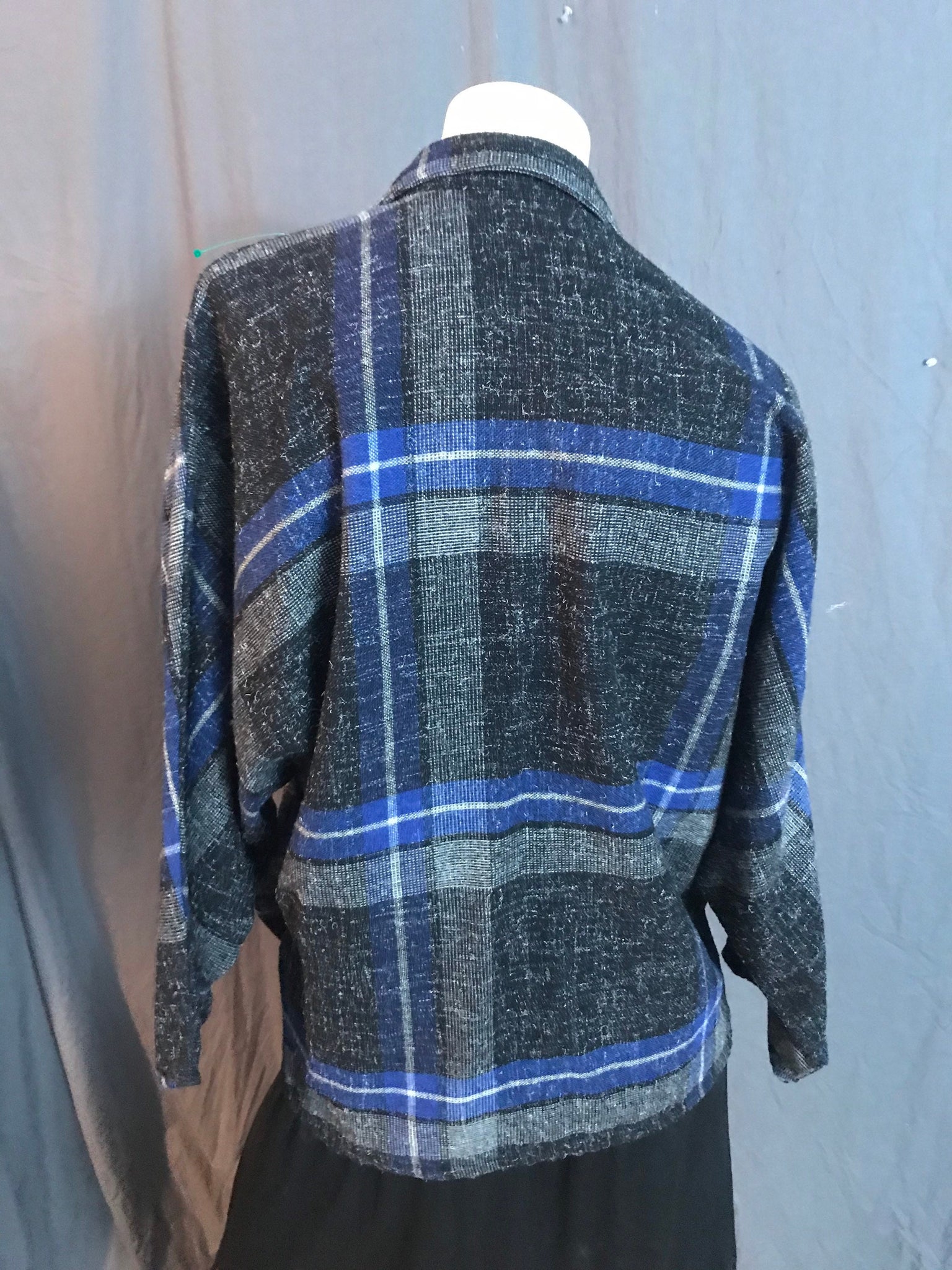 Vintage women’s 1980’s wool oversized plaid blazer M / L