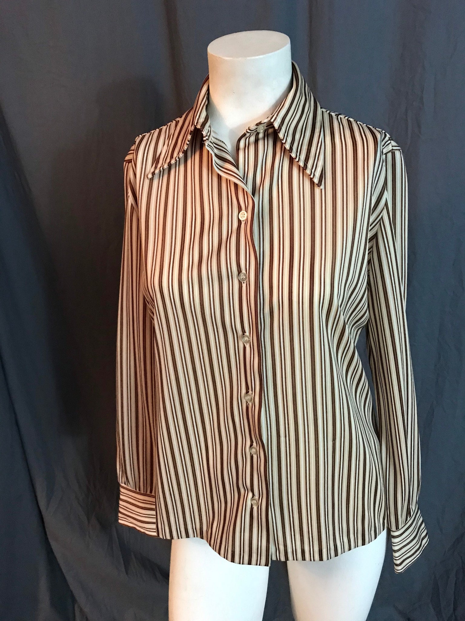 Vintage Don Kenney 1970’s women’s striped shirt 9/10 M L