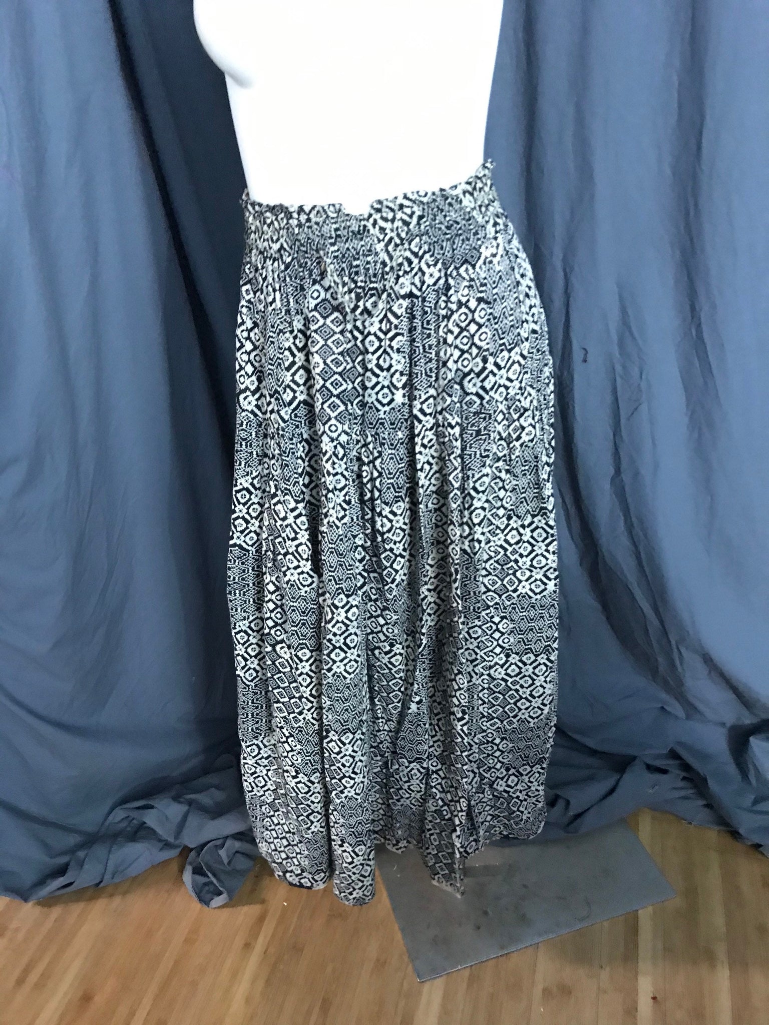 Vintage long tiered flower hippie boho skirt S