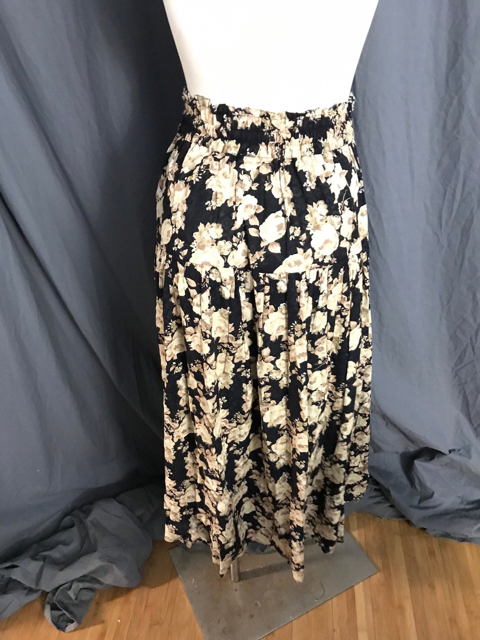 Vintage long tiered flower hippie boho skirt S