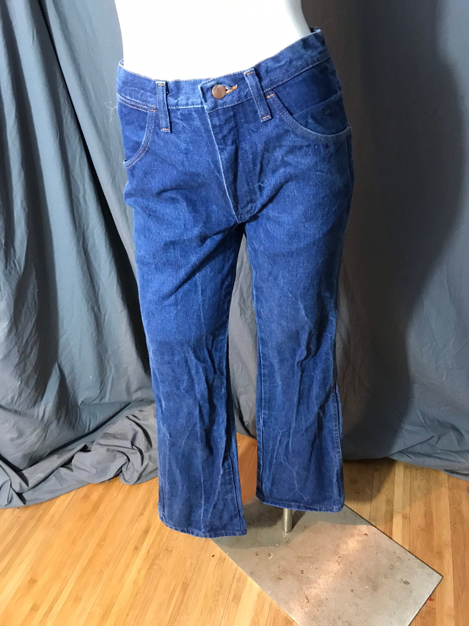 Vintage Wrangler high waist blue jeans 31 x 30