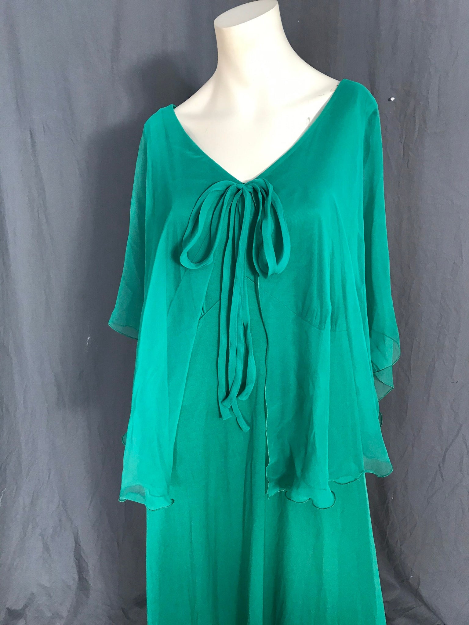 Vintage 1970’s green Lily Lynn green maxi dress XL