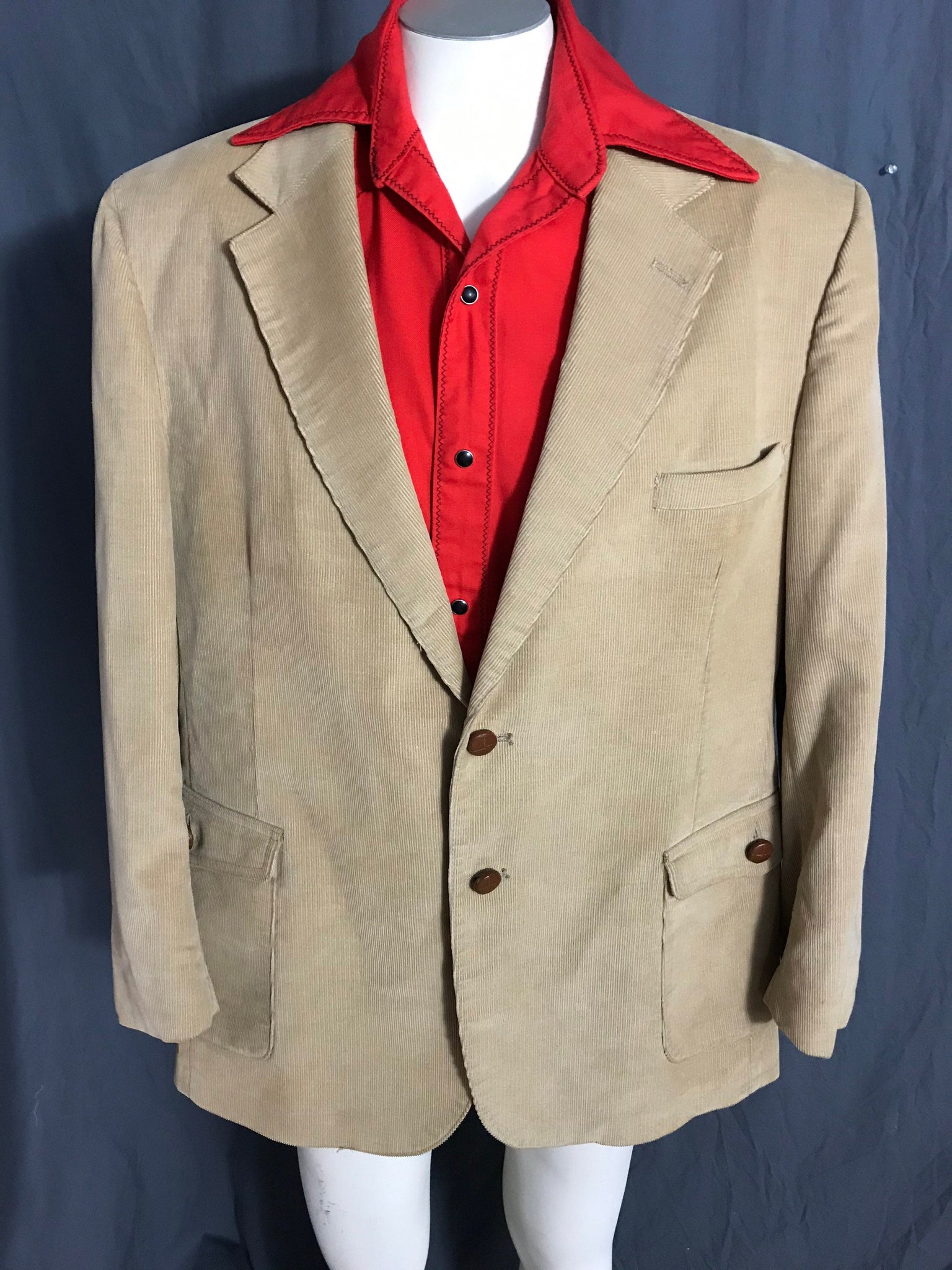 Vintage Levi’s tan corduroy sports coat suit 46 R