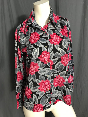 Vintage 1970’s women’s tropical butterfly collar shirt L