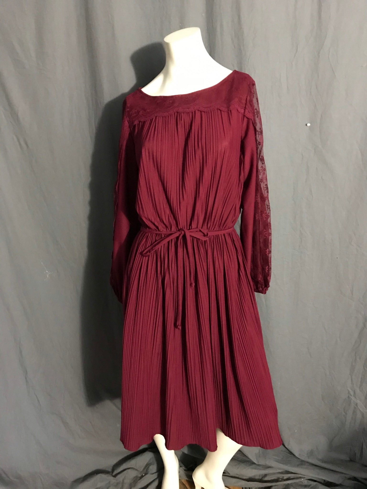 Vintage Sears 1970’s maroon dress L