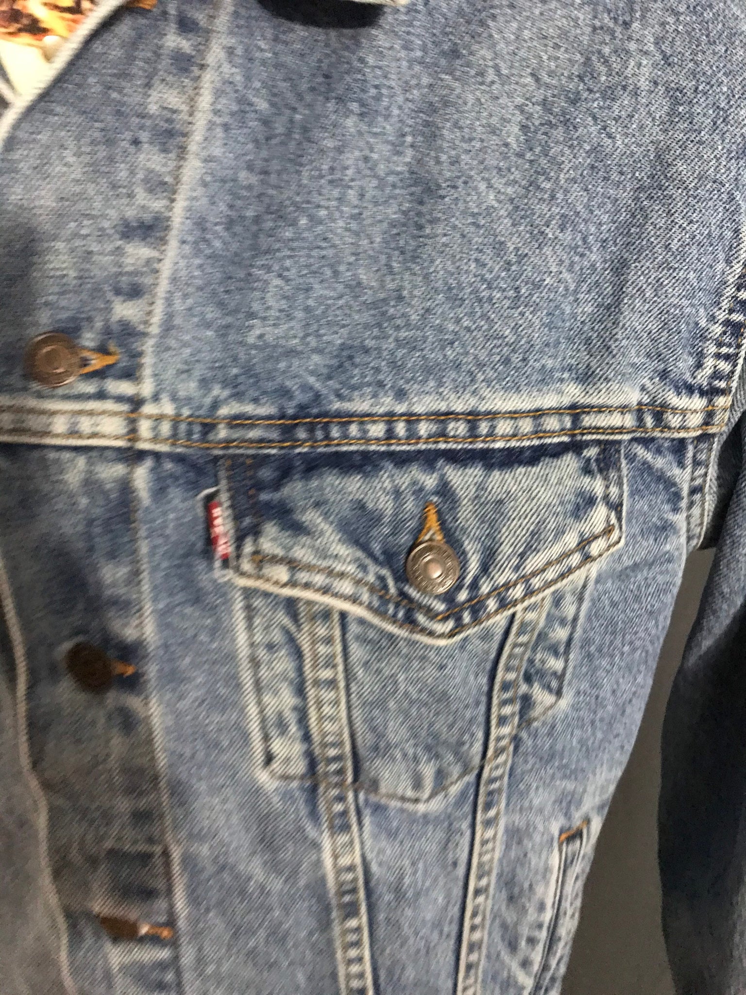 Vintage Levi’s jean jacket M