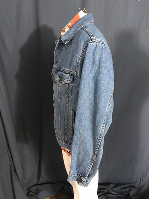 Vintage Levi’s jean jacket M