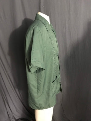 Vintage Guayabera green embroidered shirt L