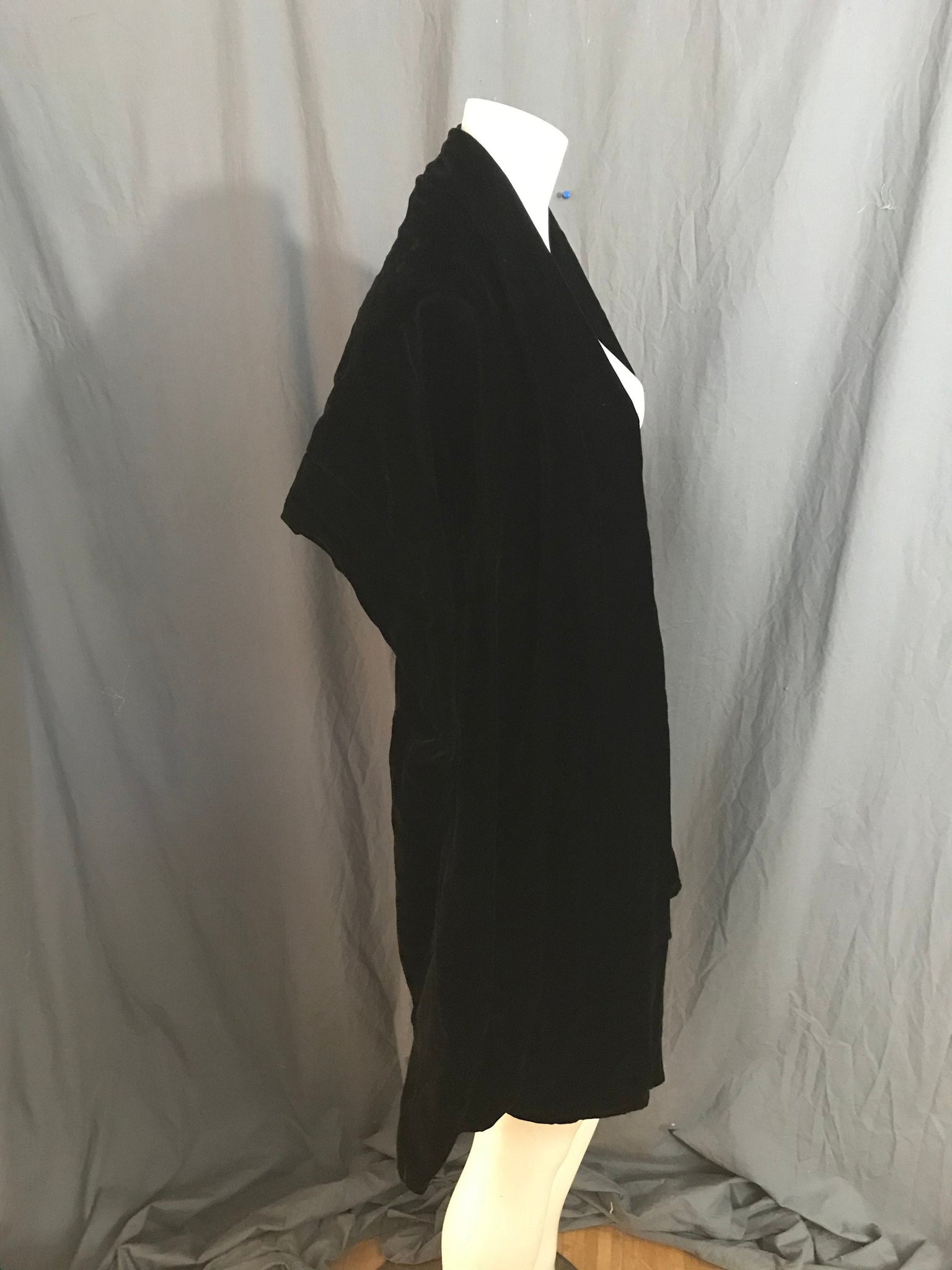 Vintage black velvet cape stole