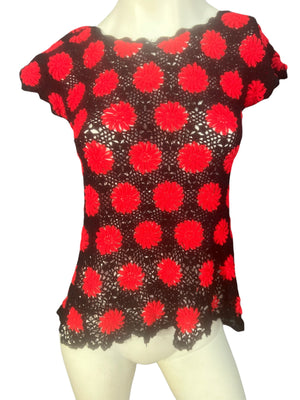 Vintage flower crochet top red and black M