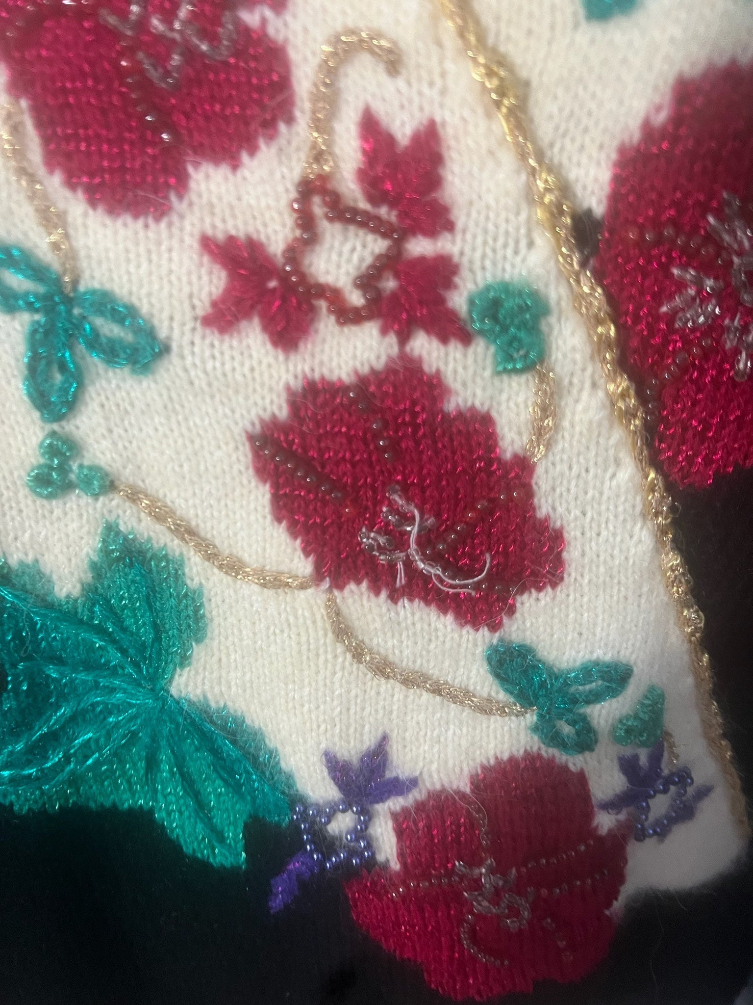 Vintage 80's Jaclyn Smith bead sweater L
