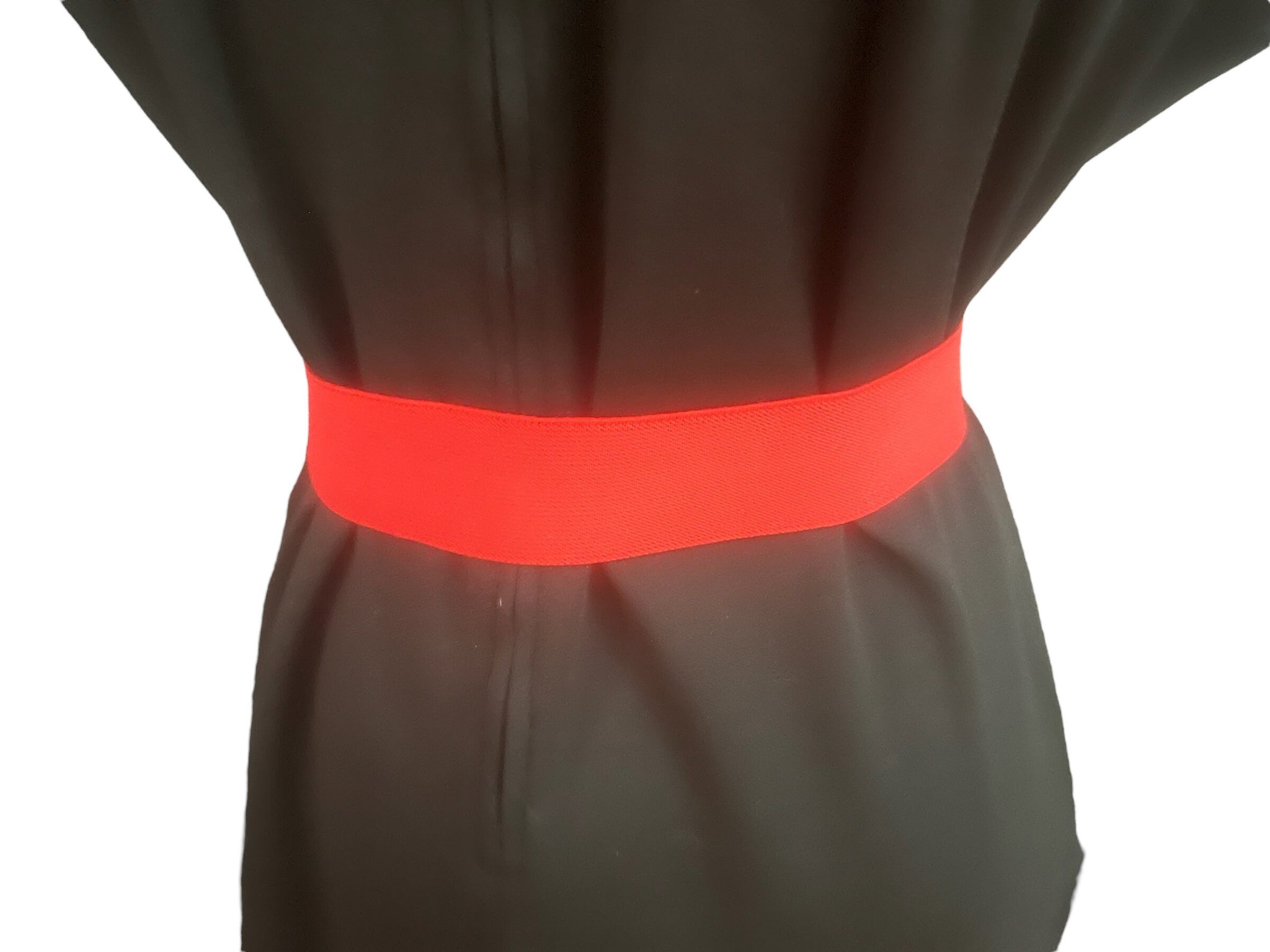 Vintage 80’s red rose stretch belt
