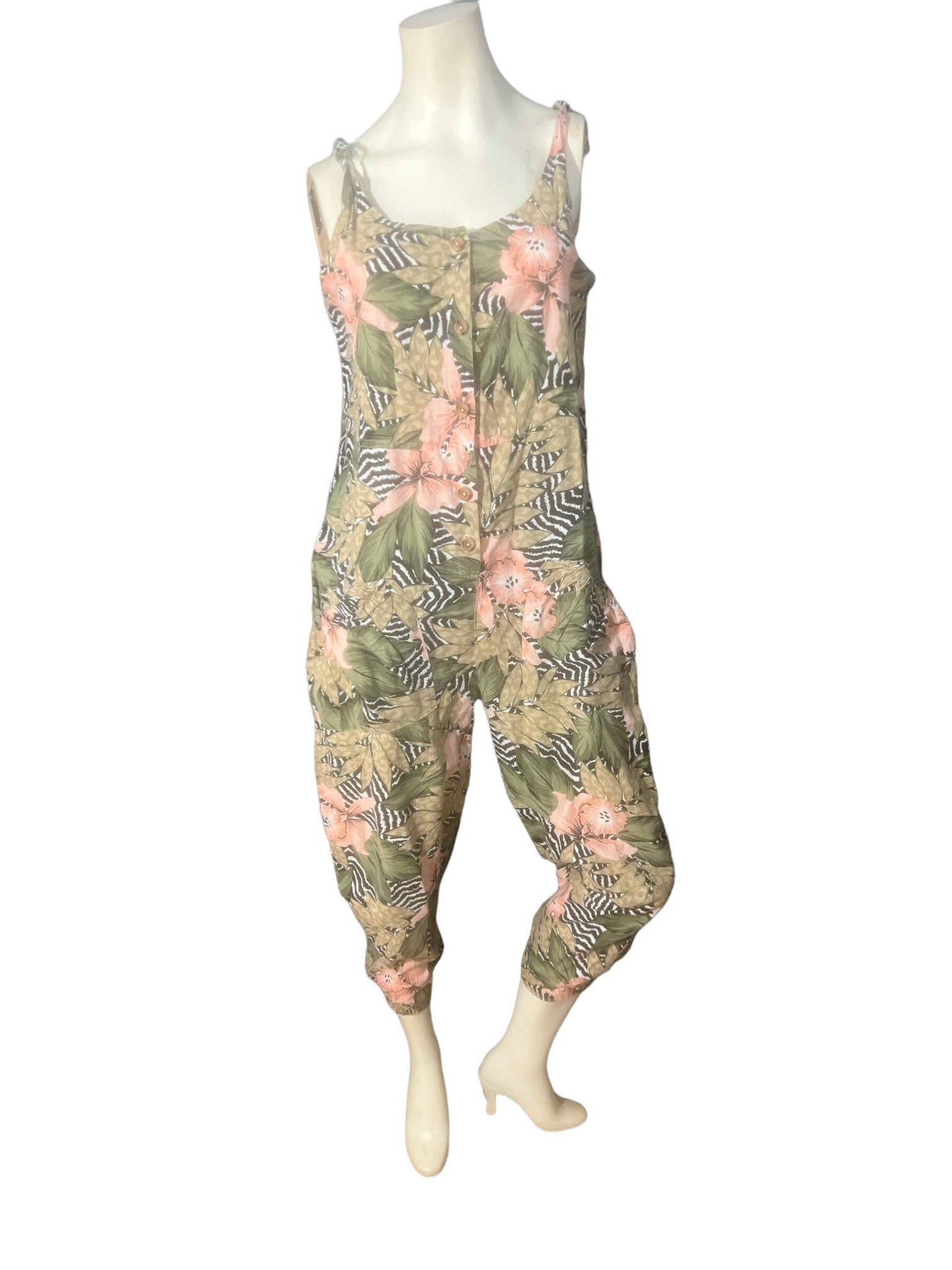 Vintage 80's Water Water Every Wear M