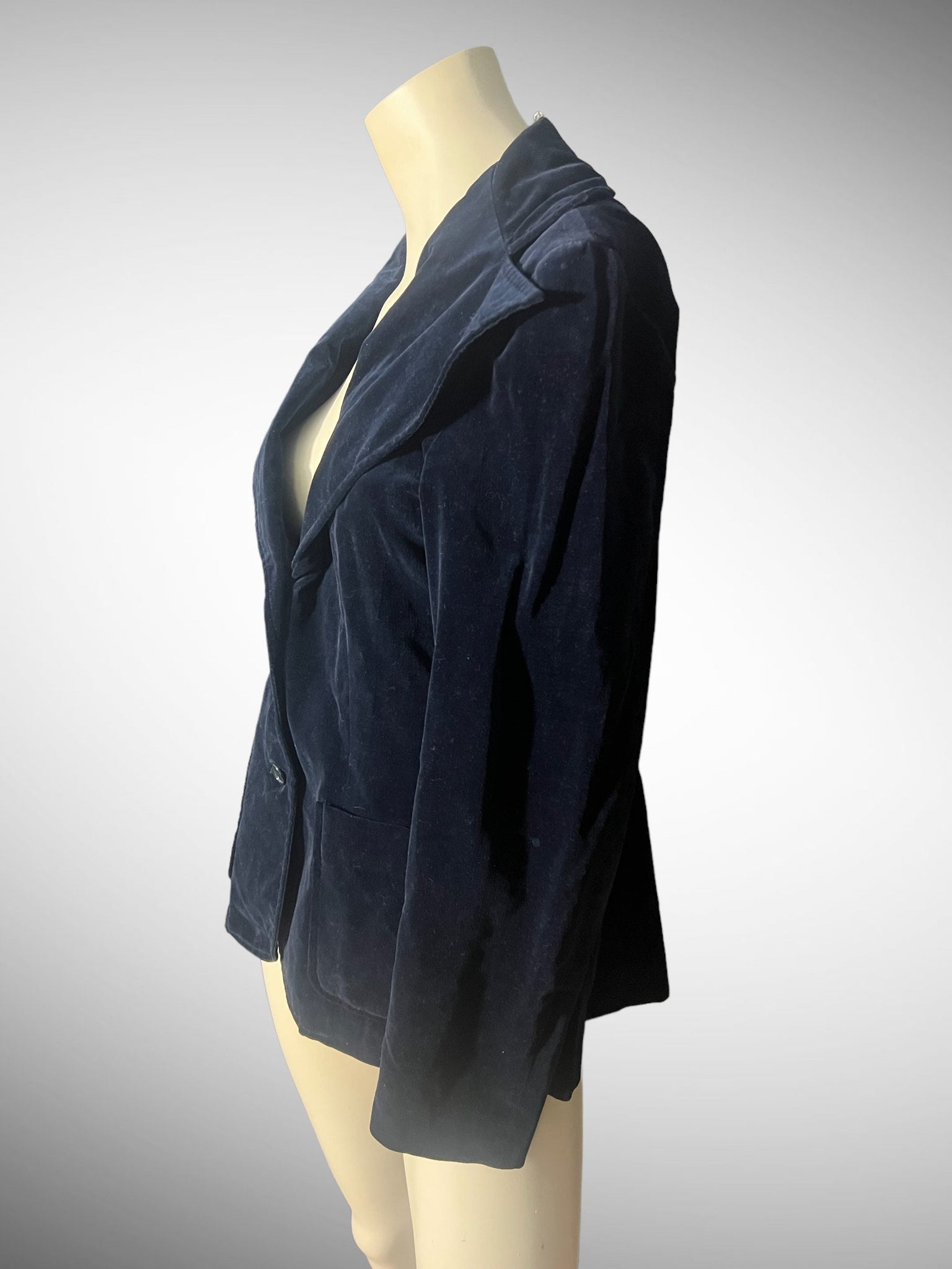 Vintage 70's velvet blue jacket Ms Shannon M