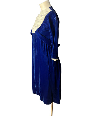 Vintage 70's teen blue velvet dress victorian