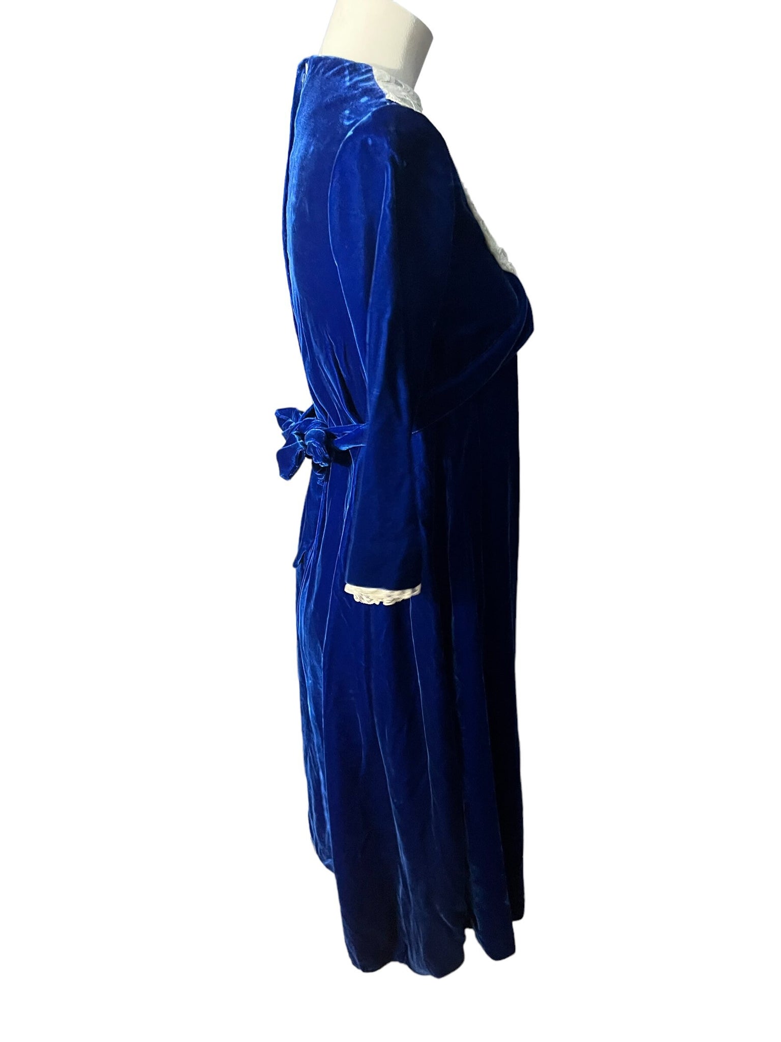 Vintage 70's teen blue velvet dress victorian
