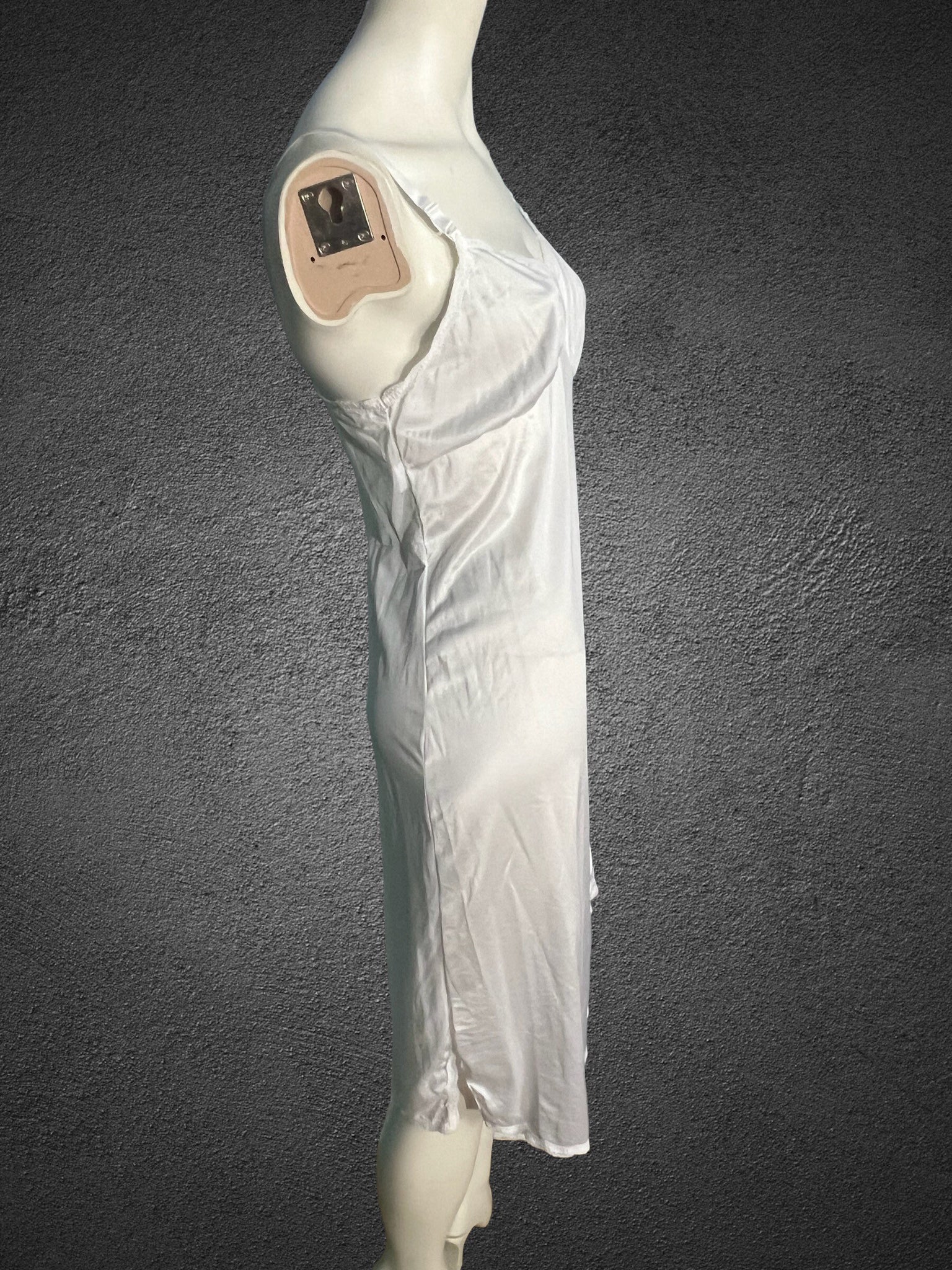 70's white full slip Dixie Belle 36