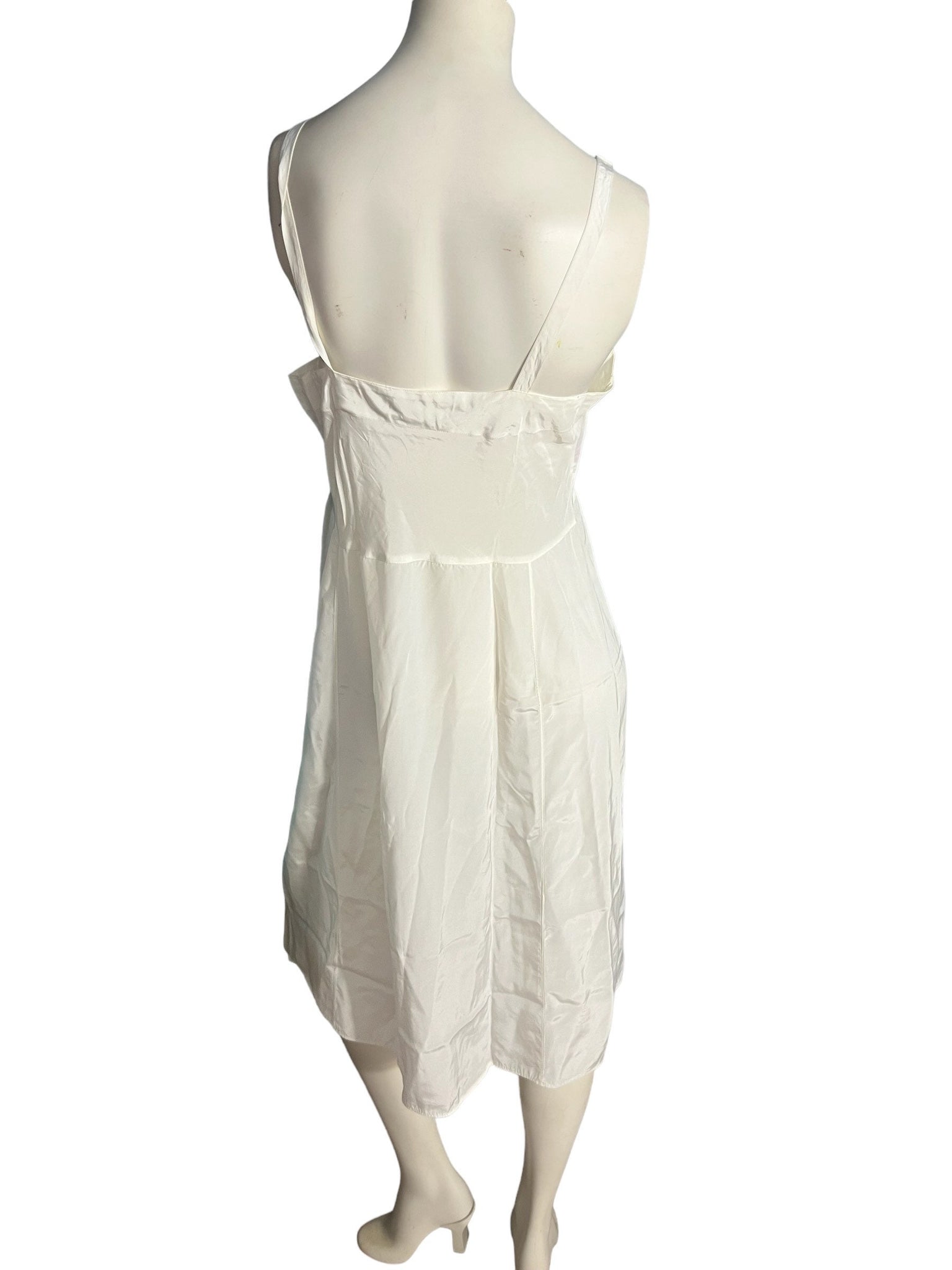 Vintage 50's white slipSnowdon 38 L