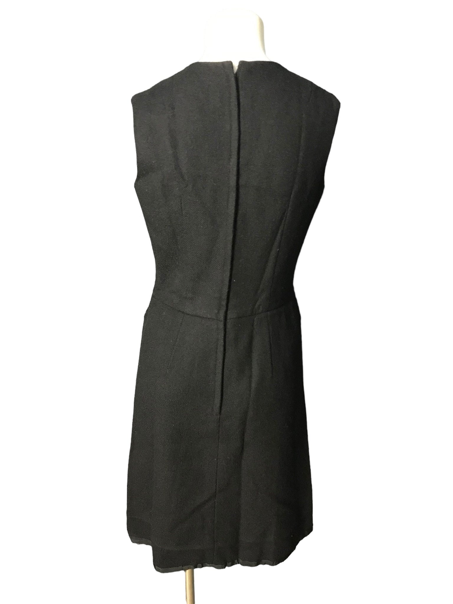 Vintage Peck & Peck black fitted 1950’s 1960’s dress M