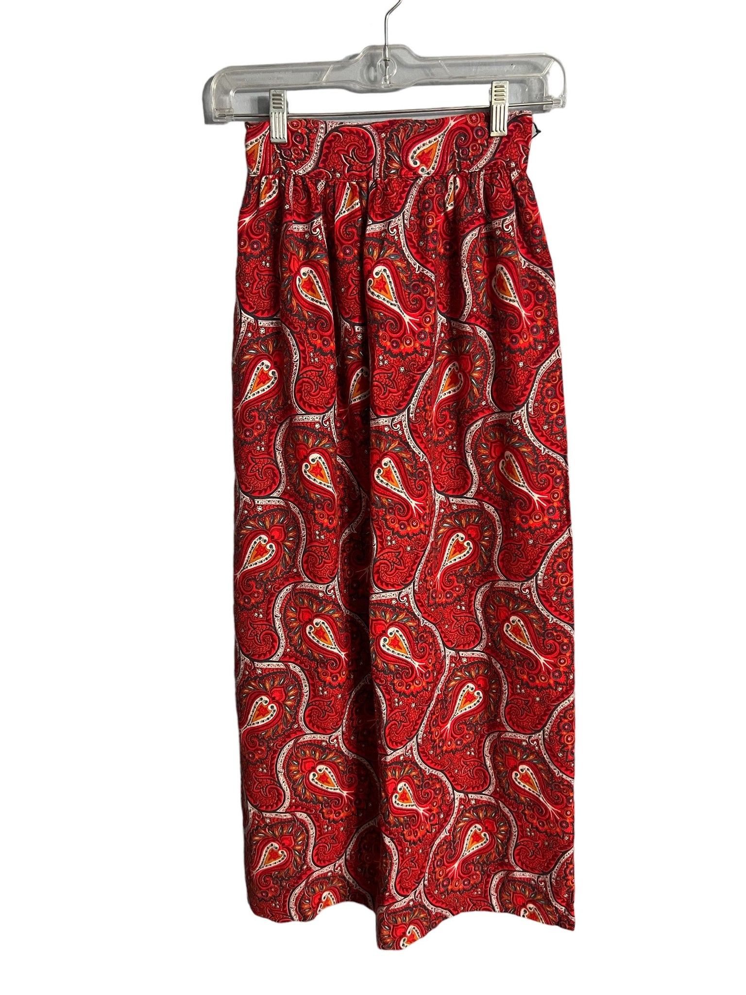 Vintage 70’s skirt red paisley S XS