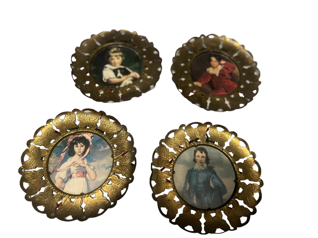 Vintage brass butterfly frames 4
