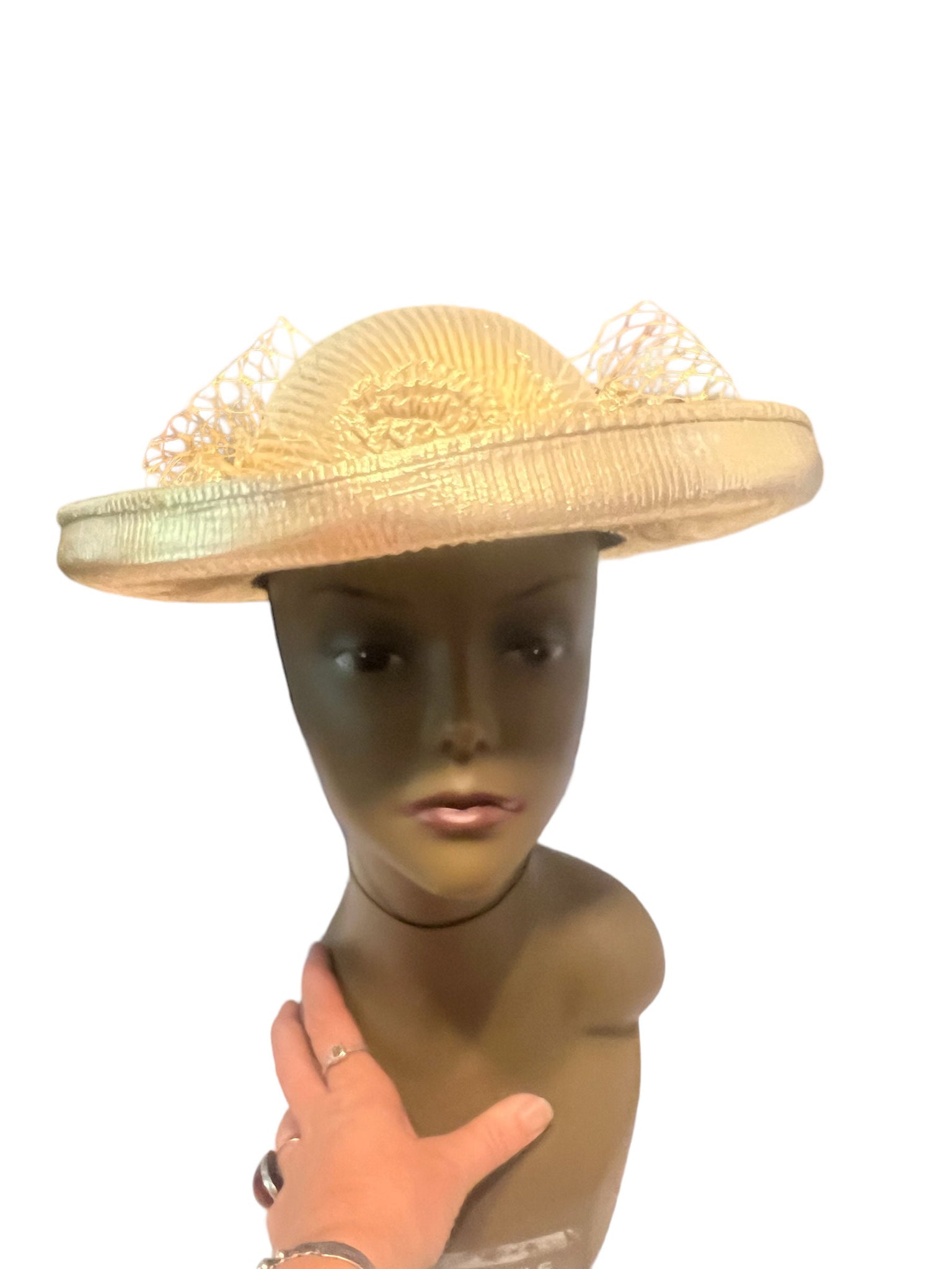 Vintage 80's gold metallic hat