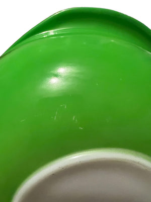 Vintage Kelly green Pyrex casserole bowl
