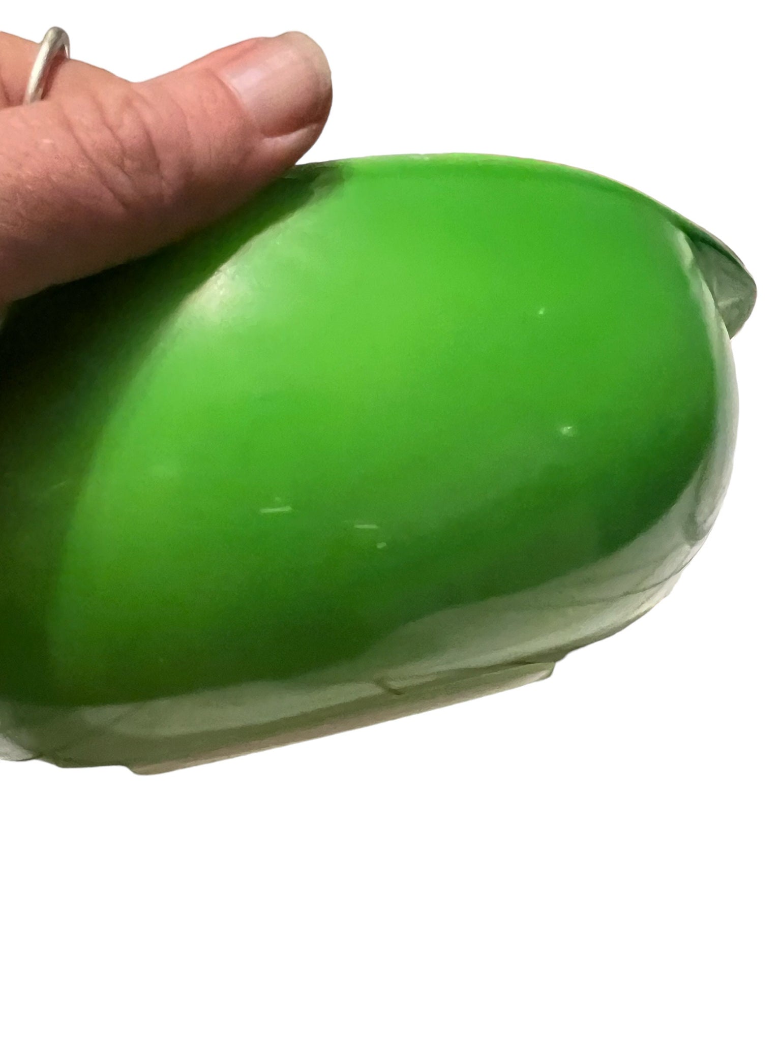 Vintage Kelly green Pyrex casserole bowl