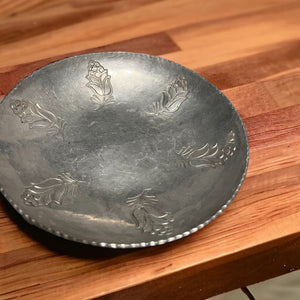 Vintage etched aluminum bowl Buenlum hand wrought