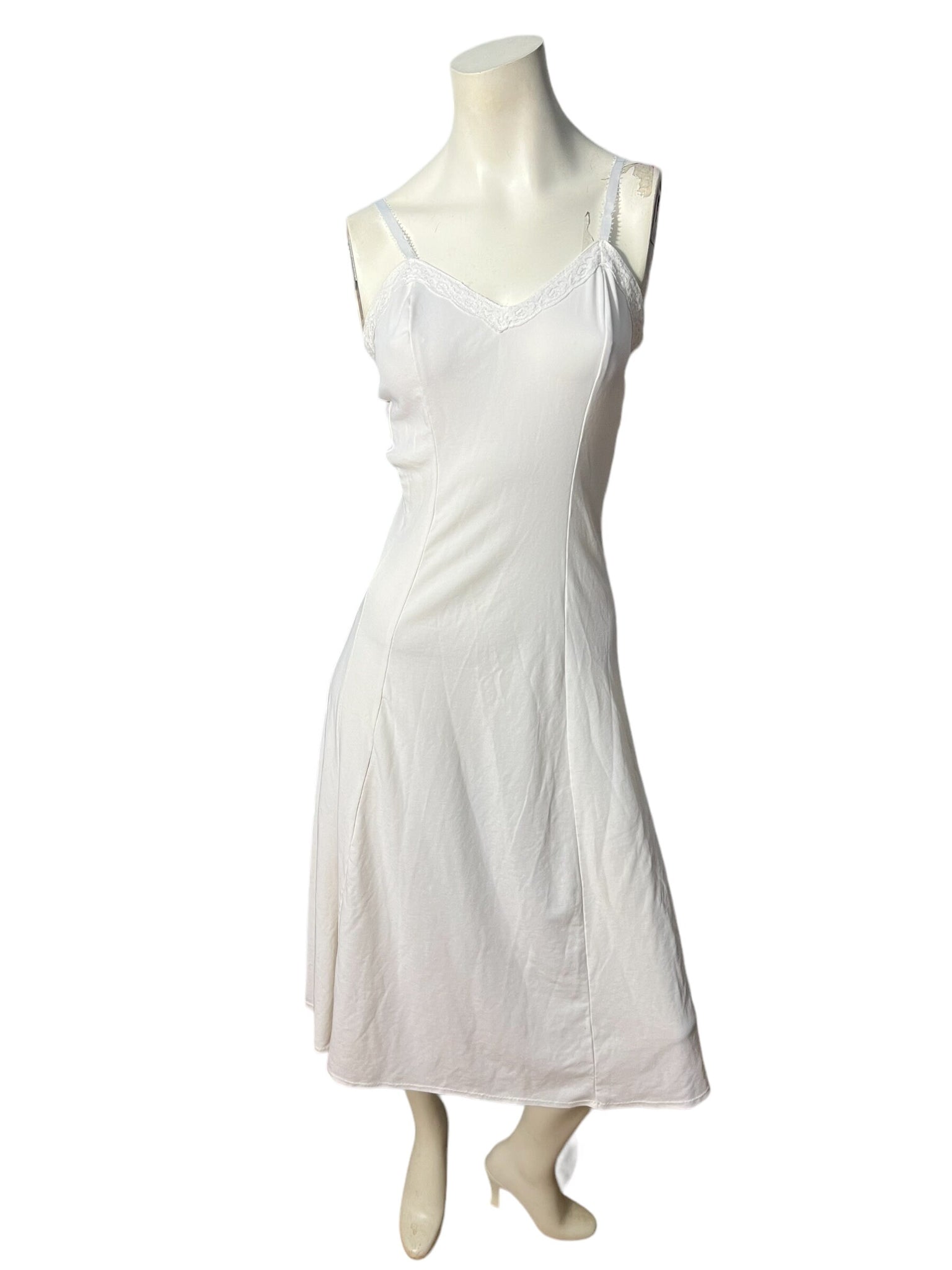 Vintage full white slip polyester M