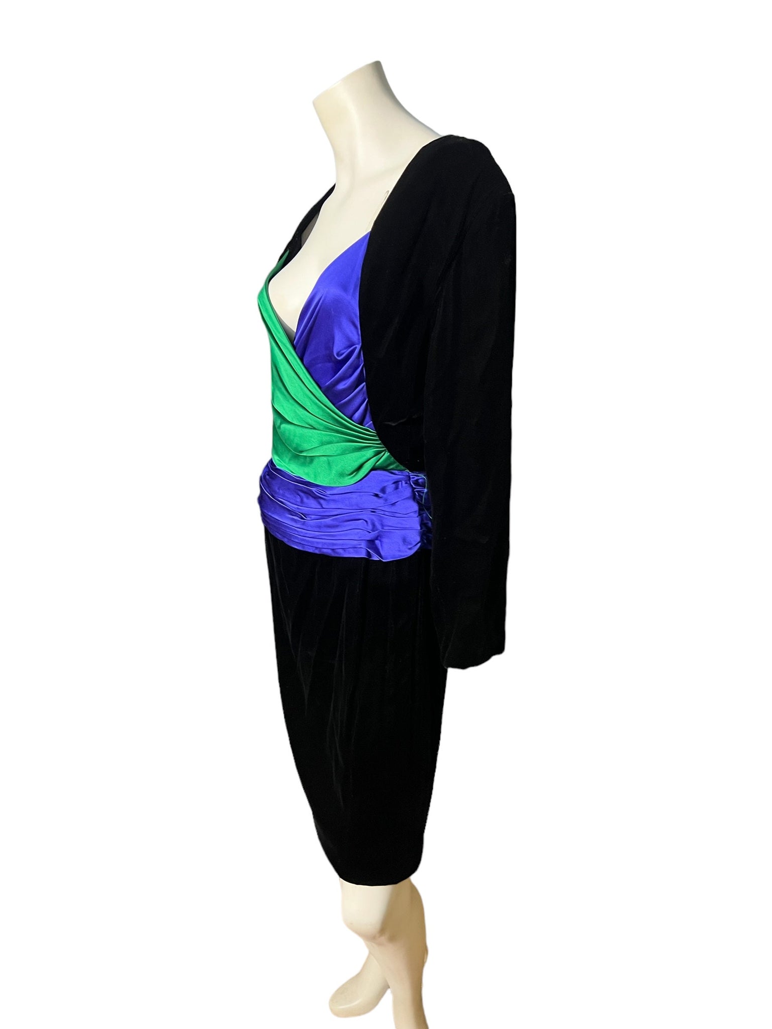 Vintage 80's Oscar de la Renta velvet dress