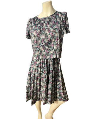 Vintage 80’s floral dress layered M