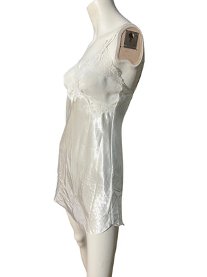 Vintage 80's Victoria's Secret nightgown S