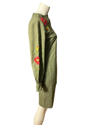 Vintage 70's green embroidered dress M