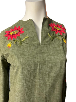 Vintage 70's green embroidered dress M