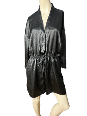 Vintage 80's black Victoria's Secret robe M/L
