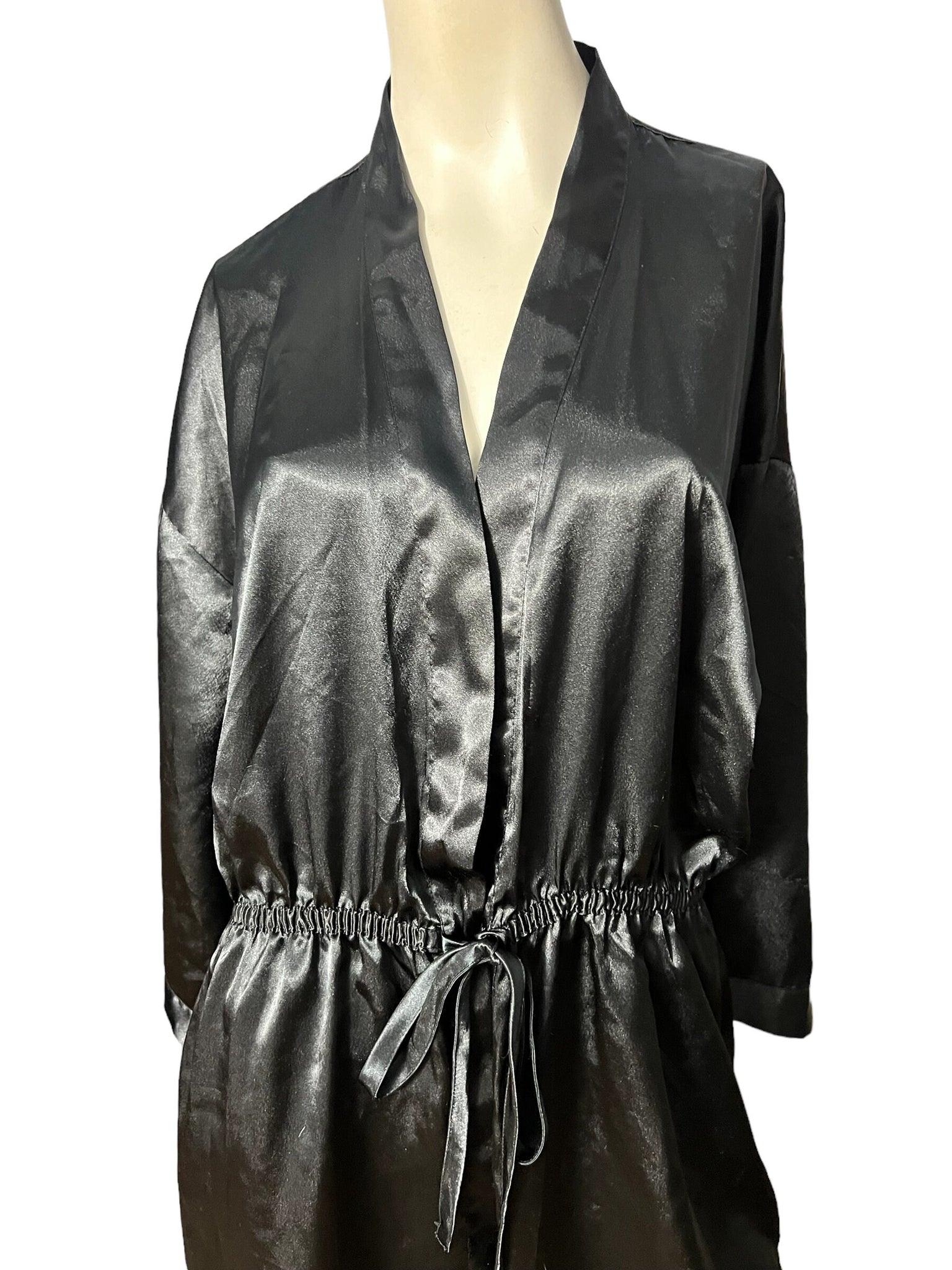 Vintage 80's black Victoria's Secret robe M/L