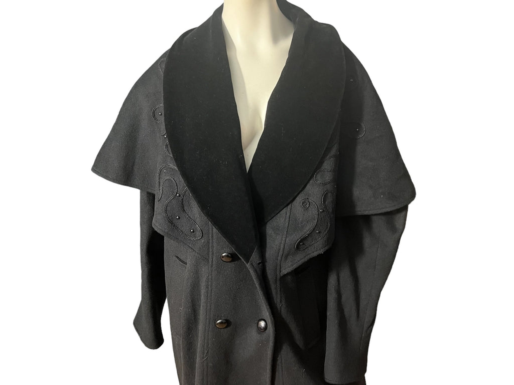 Vintage 80’s princess coat L Charles Klein
