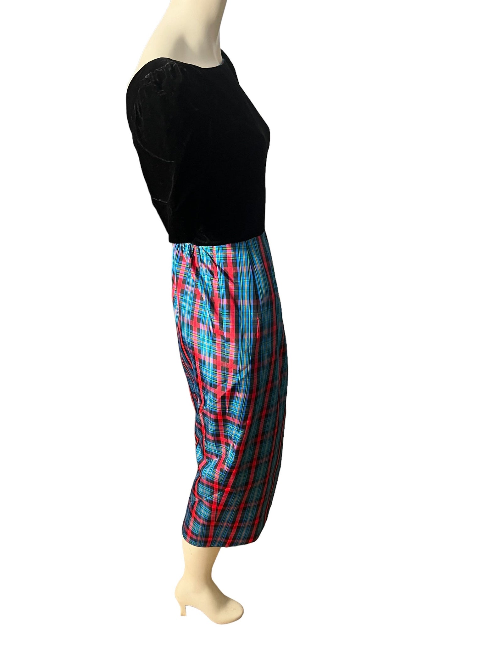 Vintage 80's Lanz dress 4 velvet & plaid