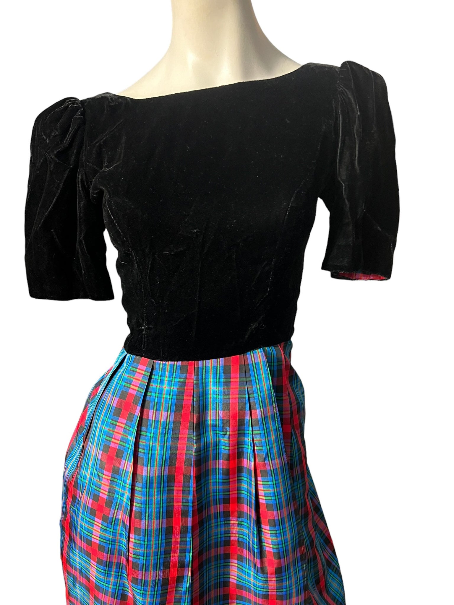 Vintage 80's Lanz dress 4 velvet & plaid