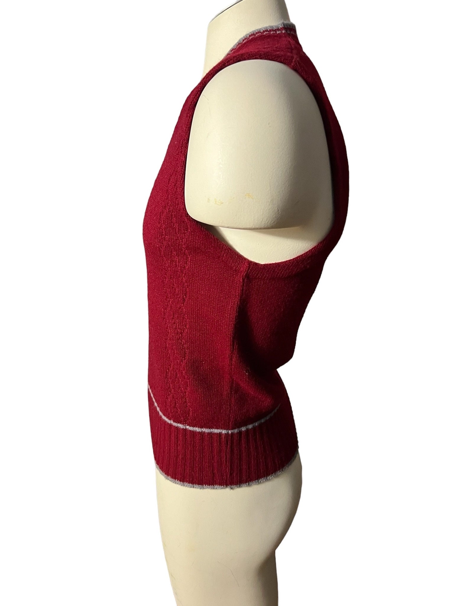 Vintage men’s sweater vest M Career Club