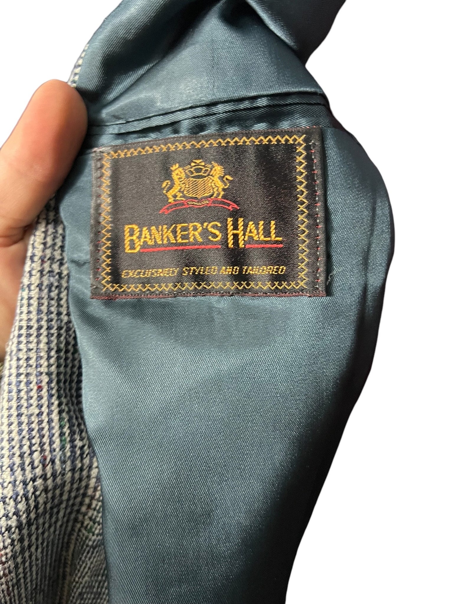 Vintage men's plaid suit jacket 44 Banker's Hall