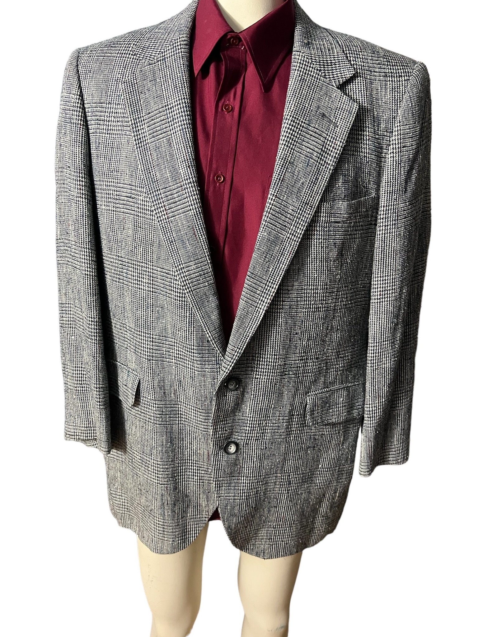 Vintage men's plaid suit jacket 44 Banker's Hall