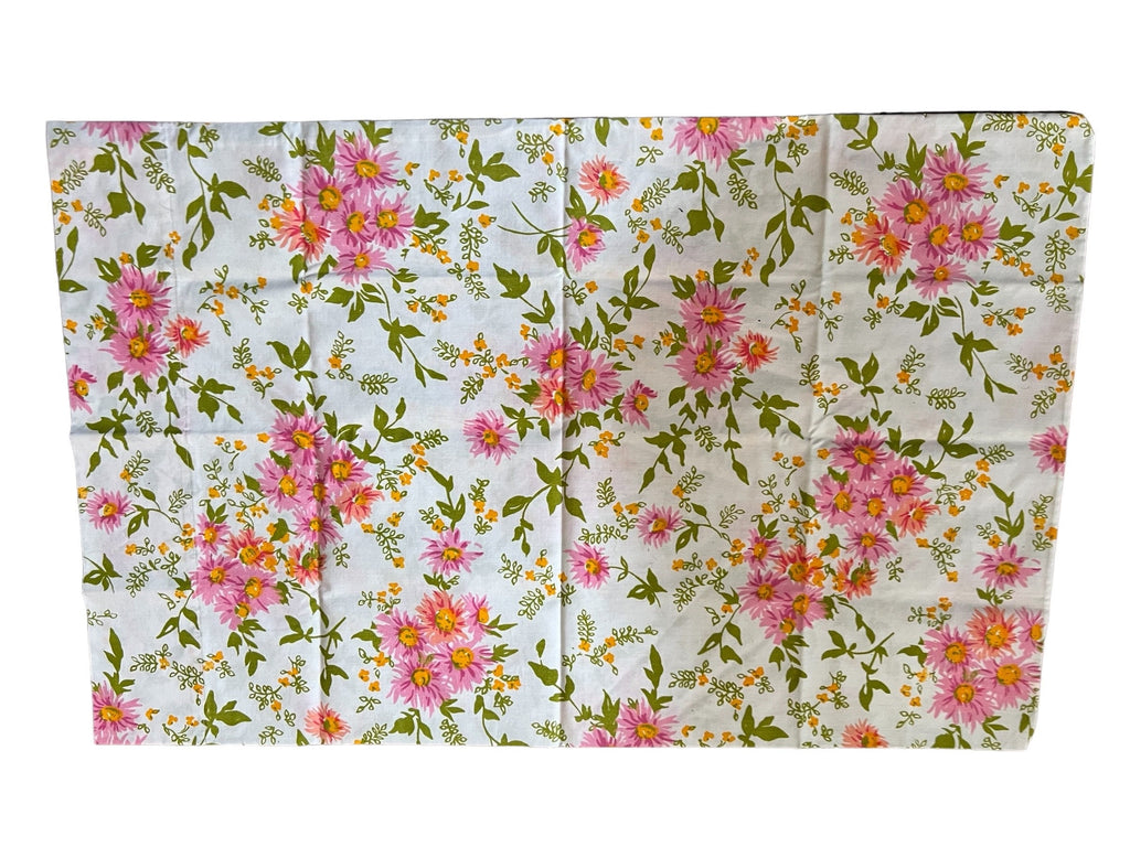 Vintage 70’s floral pillowcases